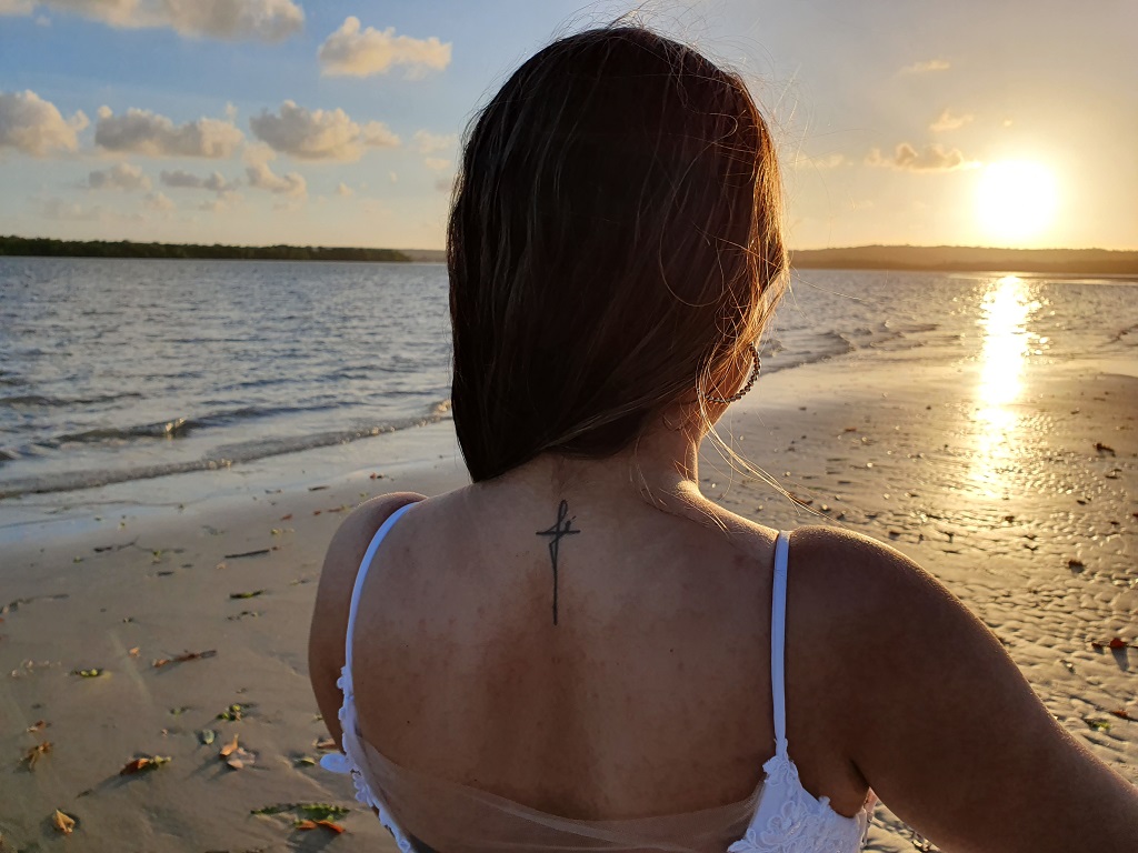 Capa Post Documentário Segredos da Felicidade